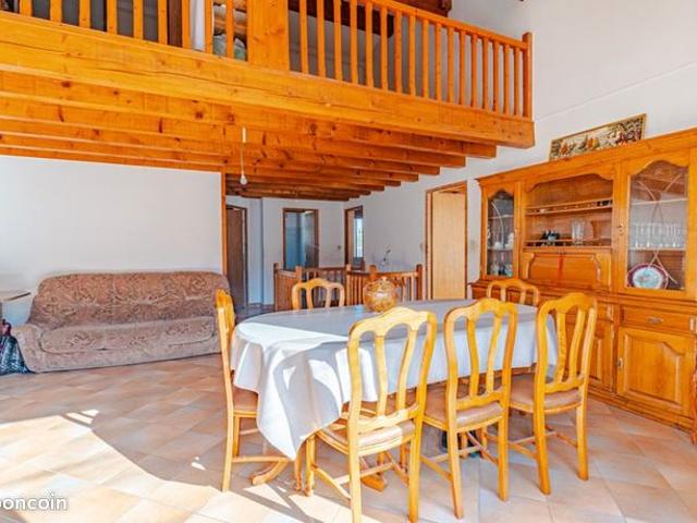 Maison de ville 7 pièces 176 m²