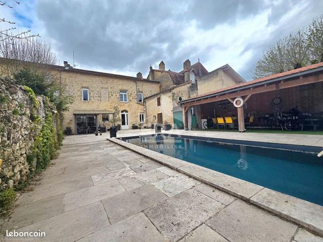 Maison de ville 7 pièces 177 m²