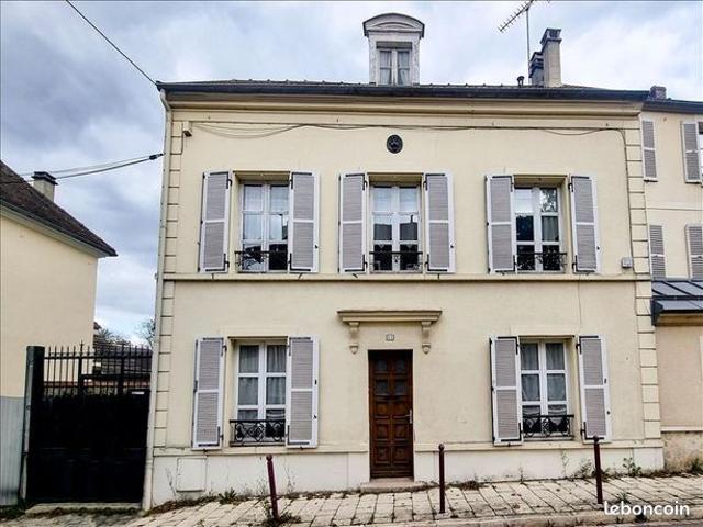 Maison 7 pièces 178 m²