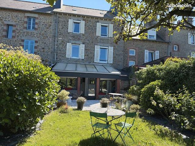 Maison de ville 7 pièces 184 m²