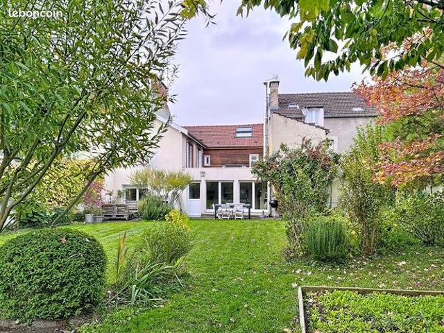 Maison de ville 7 pièces 185 m²