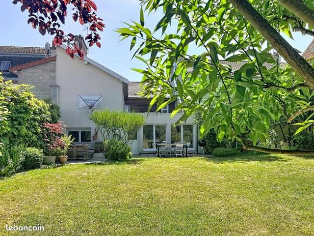 Maison de ville 7 pièces 185 m²