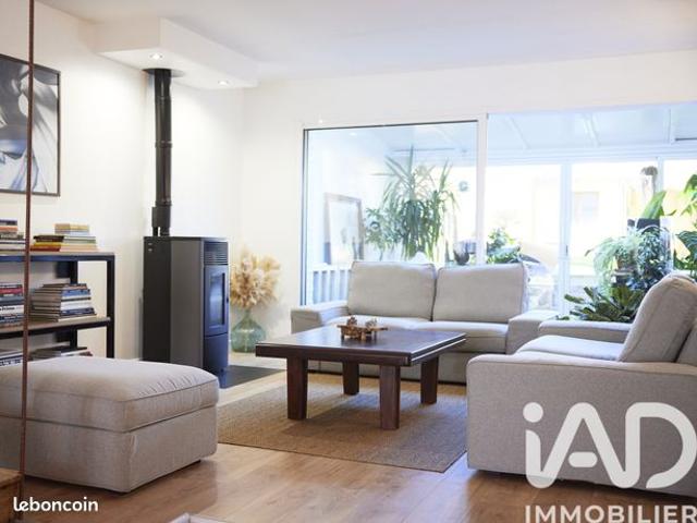 Maison de ville 7 pièces 180 m²