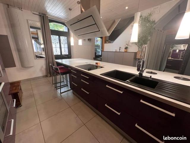 Maison de ville 7 pièces 180 m²