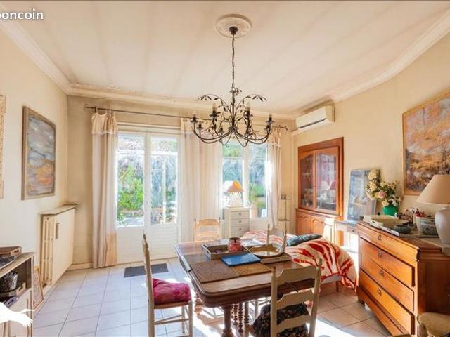 Maison de ville 7 pièces 180 m²