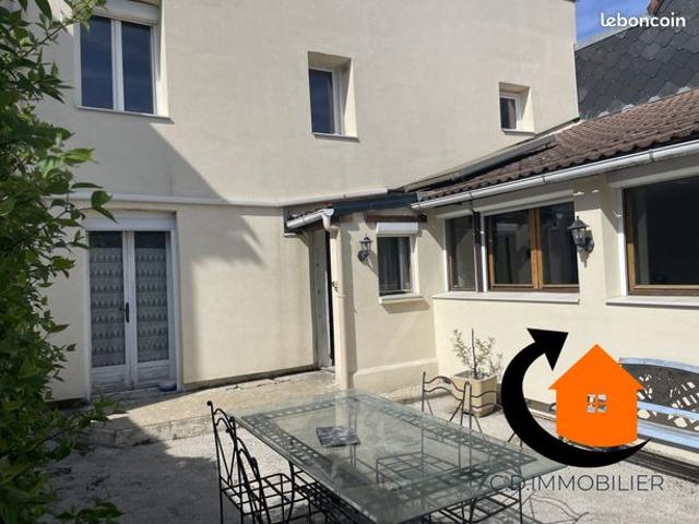 Maison de ville 7 pièces 180 m²