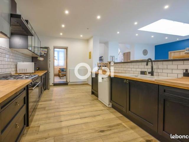Maison de ville 7 pièces 180 m²