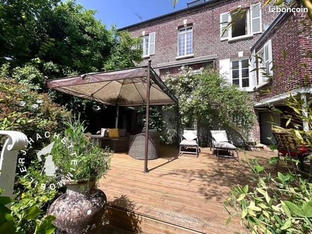 Maison de ville 7 pièces 182 m²
