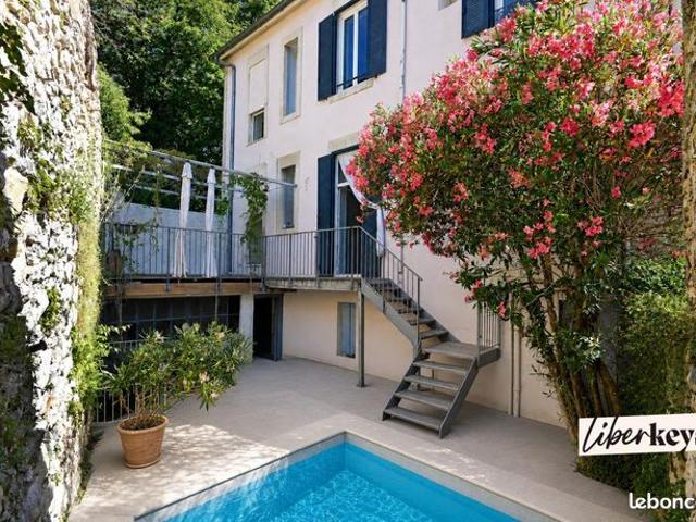 Maison de ville 7 pièces 191 m²