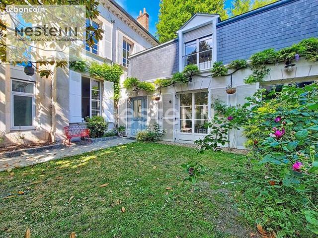 Maison de ville 7 pièces 191 m²