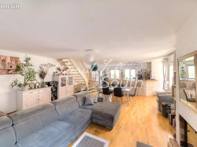 Maison de ville 7 pièces 204 m²