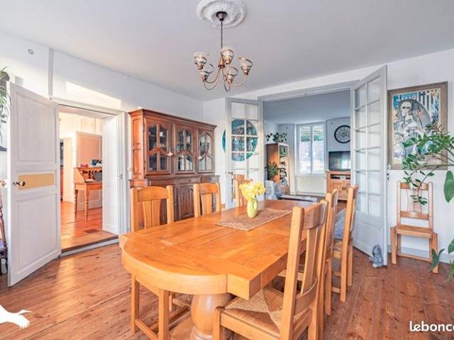 Maison de ville 7 pièces 204 m²