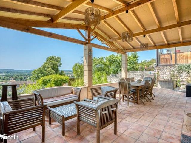 Maison de ville 7 pièces 206 m²