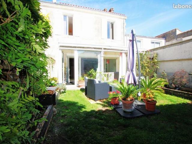 Maison de ville 7 pièces 207 m²
