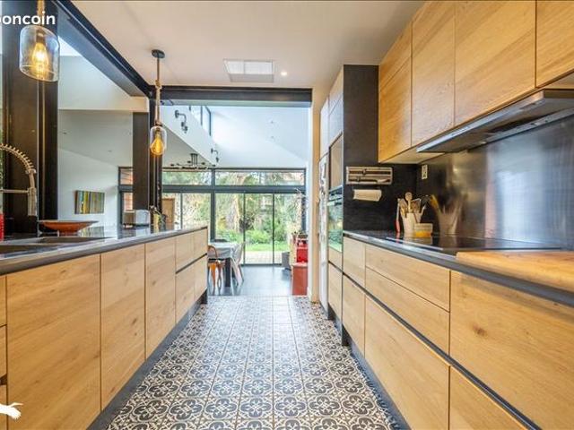 Maison de ville 7 pièces 200 m²