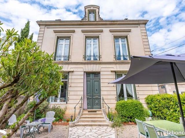 Maison de ville 7 pièces 200 m²