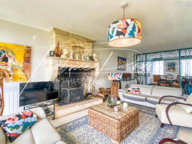Maison de ville 7 pièces 203 m²
