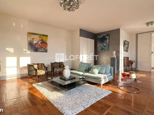 Maison de ville 7 pièces 214 m²