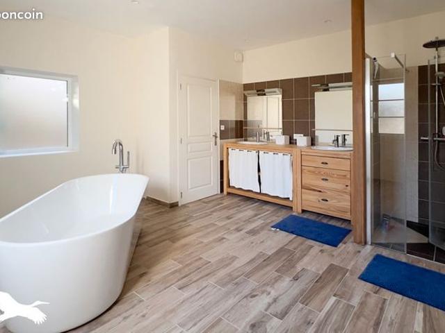 Maison de ville 7 pièces 215 m²