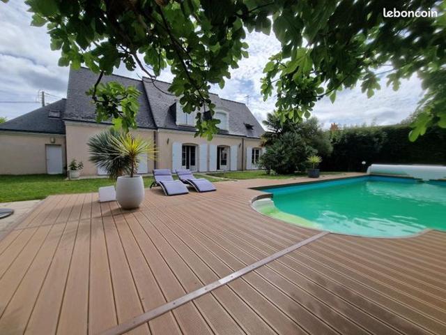 Maison de ville 7 pièces 210 m²