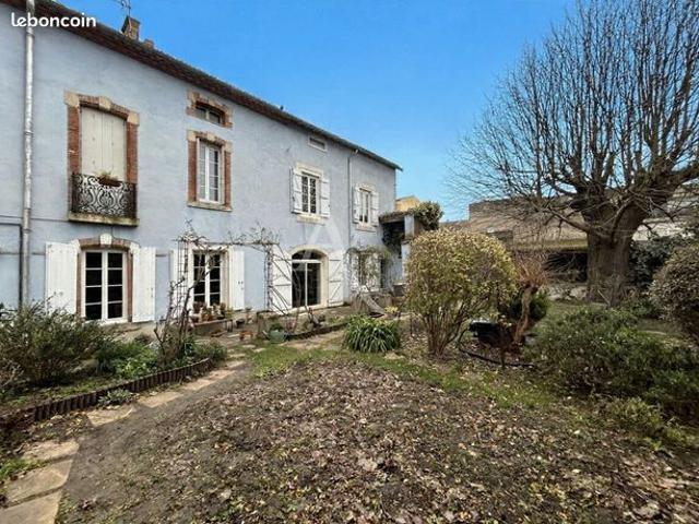 Maison de ville 7 pièces 226 m²