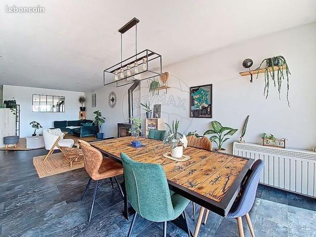 Maison de ville 7 pièces 228 m²