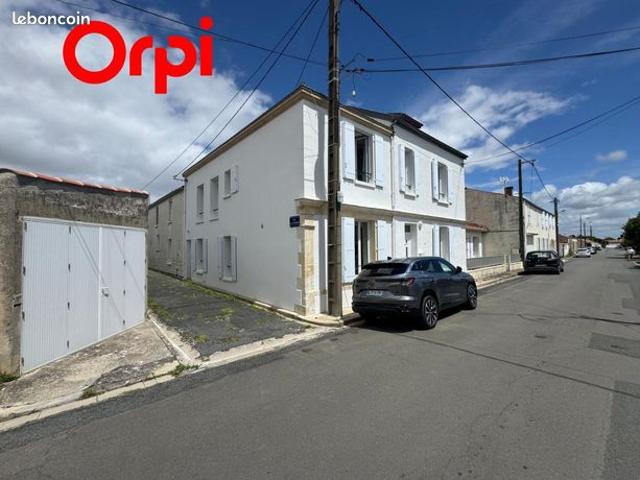 Maison de ville 7 pièces 220 m²