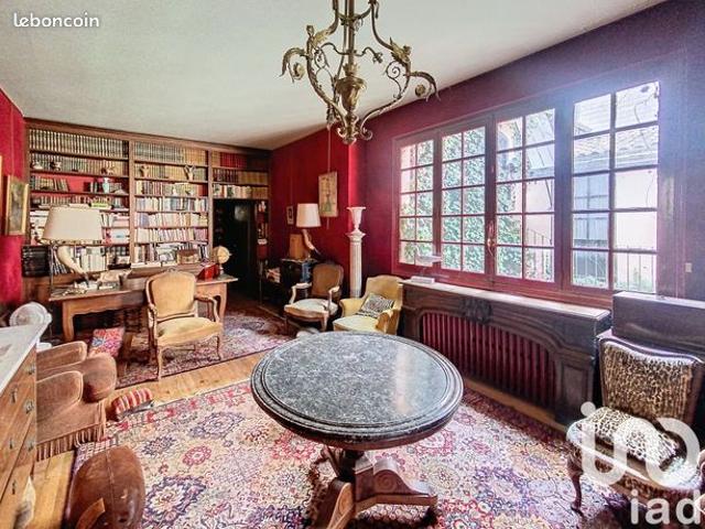 Maison de ville 7 pièces 233 m²