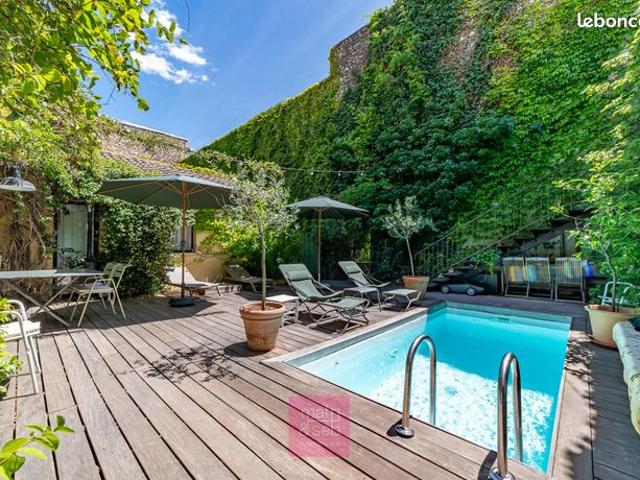 Maison de ville 7 pièces 244 m²