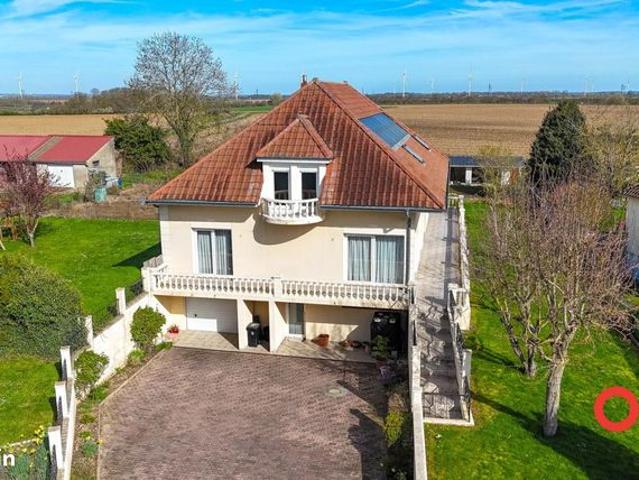Maison de ville 7 pièces 240 m²