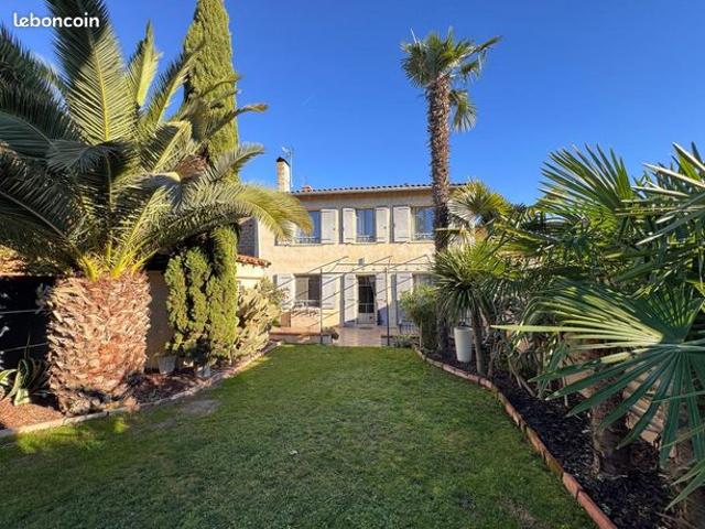 Maison de ville 7 pièces 240 m²