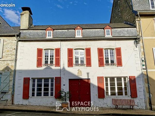Maison de ville 7 pièces 240 m²