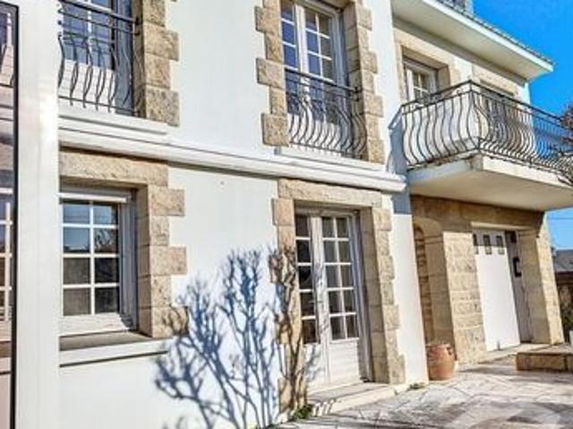 Maison de ville 7 pièces 241 m²