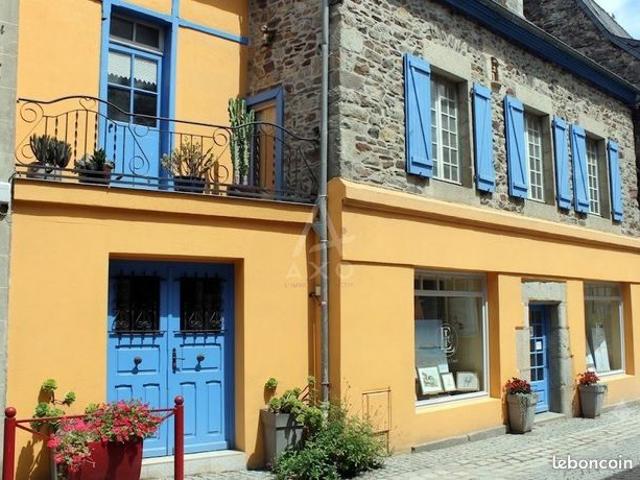 Maison de ville 7 pièces 241 m²