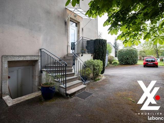 Maison de ville 7 pièces 255 m²