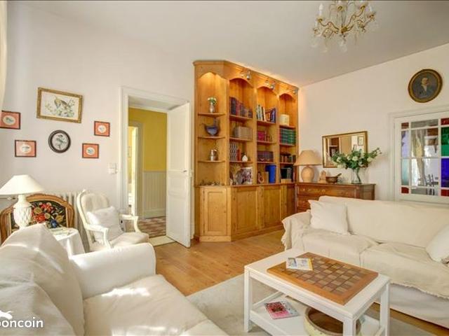 Maison de ville 7 pièces 258 m²