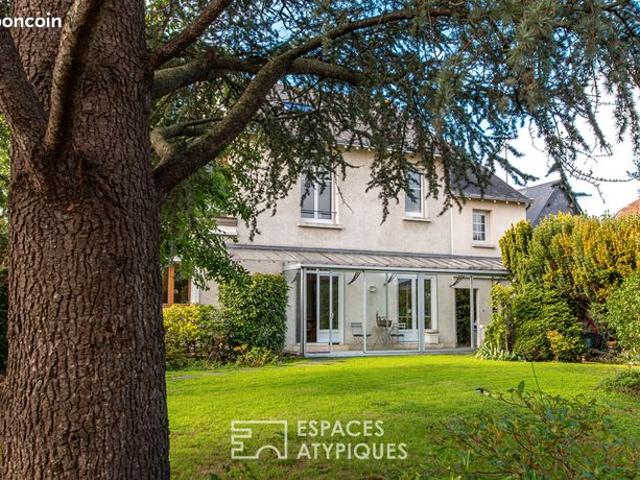 Maison de ville 7 pièces 251 m²