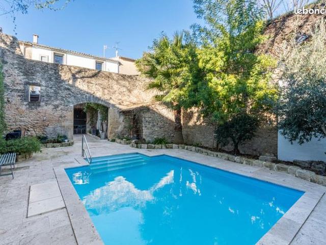 Maison de ville 7 pièces 265 m²