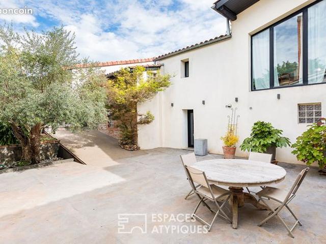 Maison de ville 7 pièces 306 m²