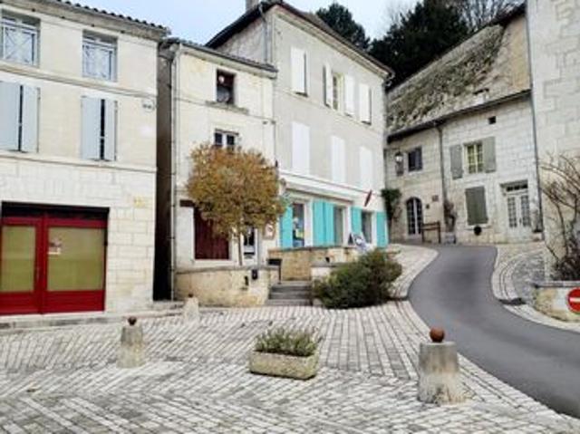 Maison de ville 40 m² Aubeterre sur Dronne