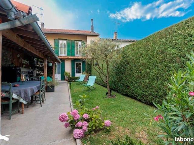 Maison de ville 4 pièces 104 m²