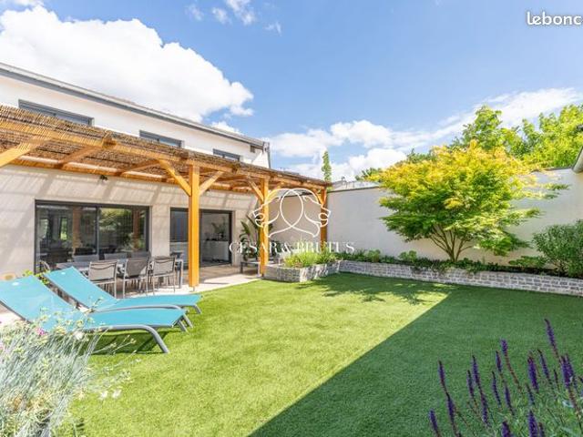 Maison de ville 4 pièces 117 m²