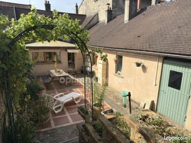 Maison de ville 4 pièces 110 m²