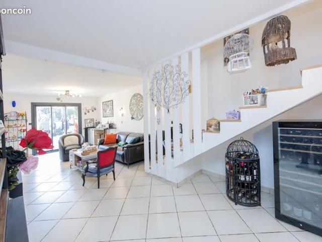 Maison de ville 4 pièces 110 m²