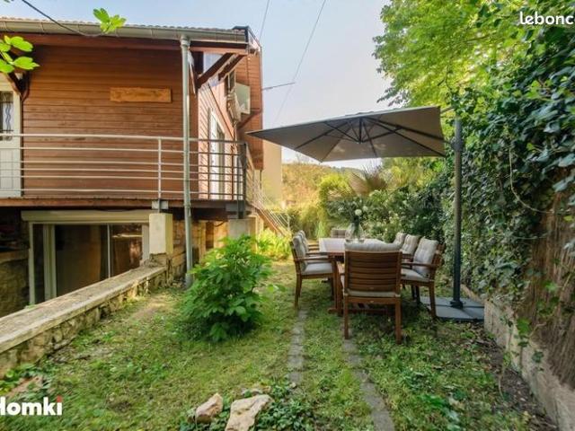 Maison de ville 4 pièces 120 m²