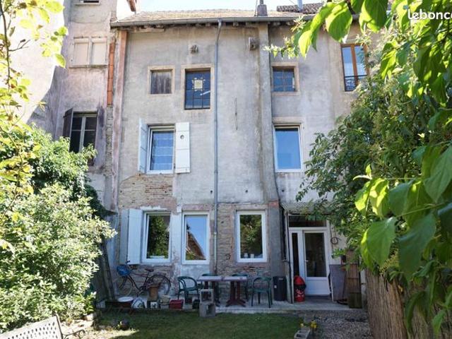 Maison de ville 4 pièces 130 m²