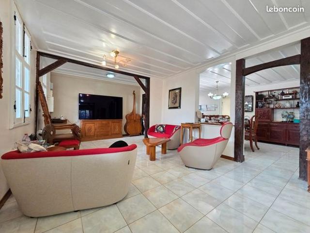 Maison de ville 4 pièces 140 m²