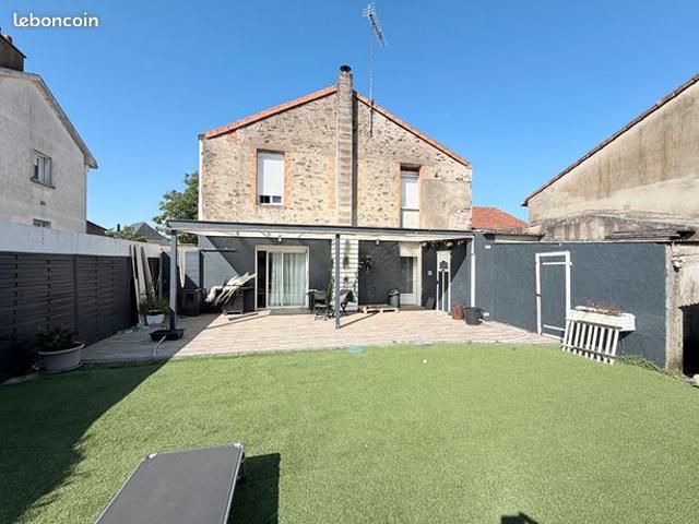 Maison de ville 4 pièces 140 m²