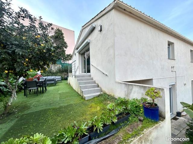Maison de ville 4 pièces 155 m²