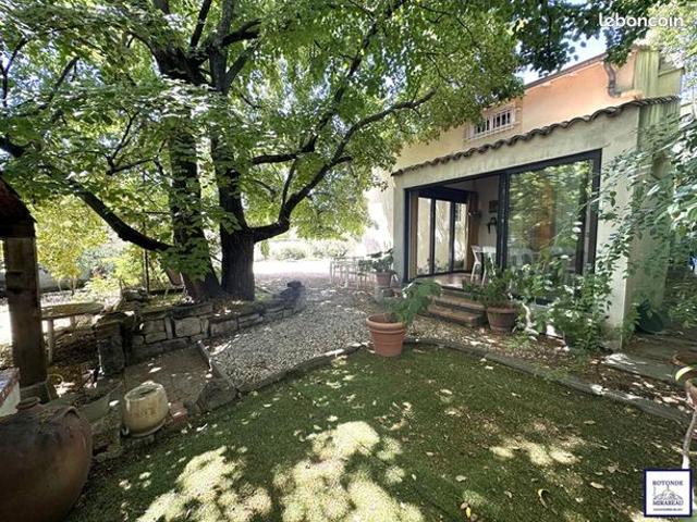 Maison de ville 4 pièces 150 m²